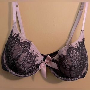 Victoria Secret - black & tan lace bra